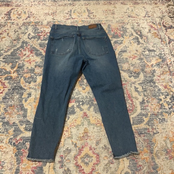 High rise ankle legging distressed jeans - Picture 3 of 12